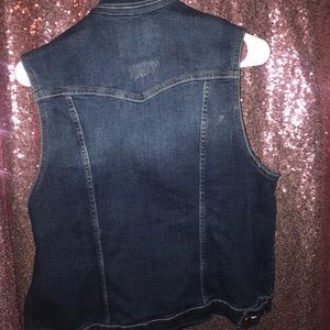 Sleeveless jean jacket/vest